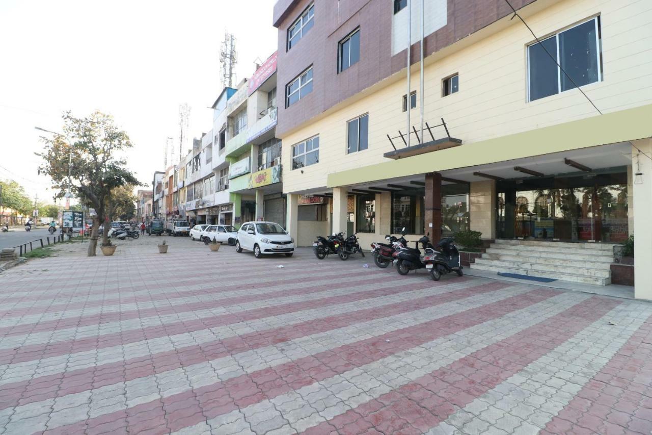 Oyo 29852 Hotel Golden View Abadpura المظهر الخارجي الصورة