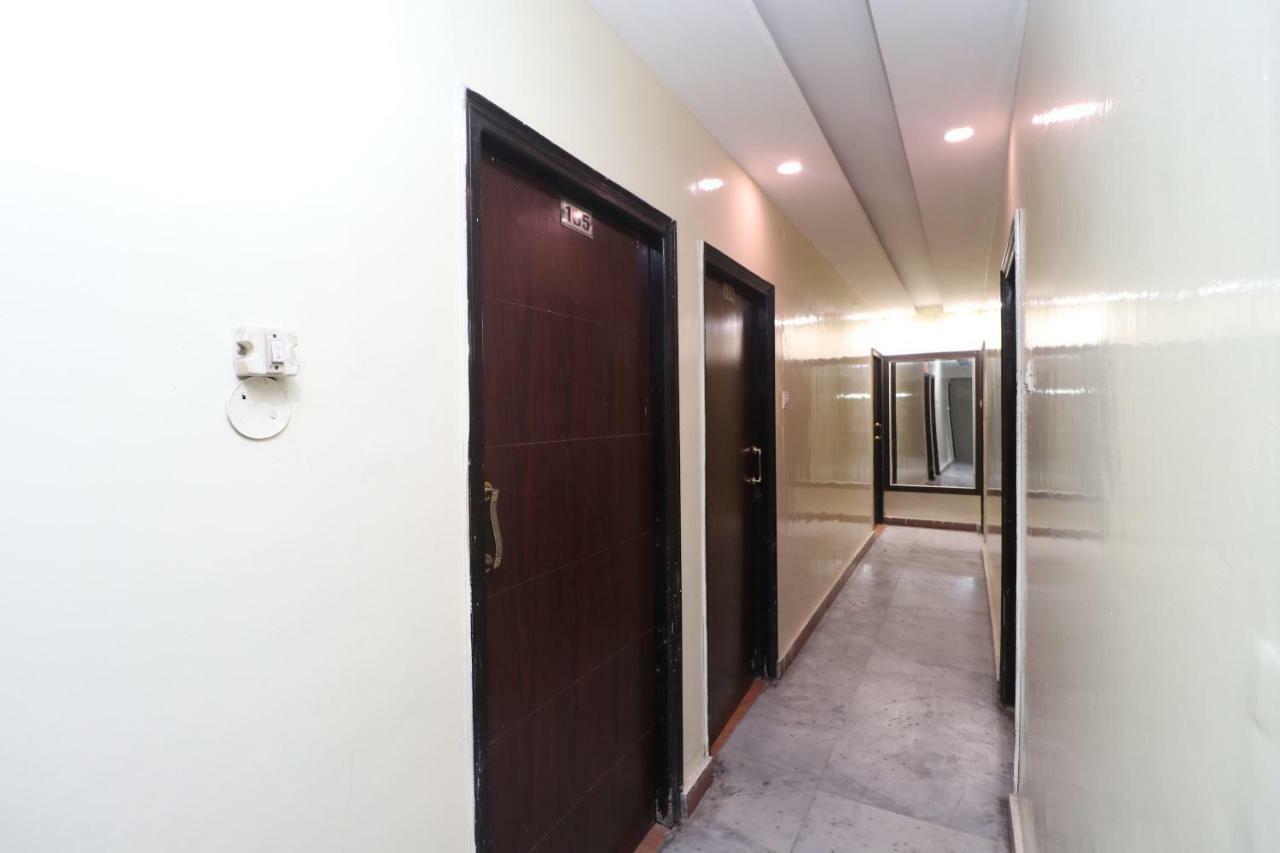 Oyo 29852 Hotel Golden View Abadpura المظهر الخارجي الصورة